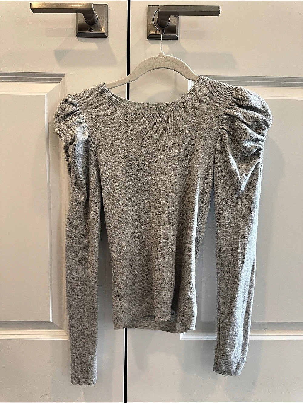 Express Gray Puff Sleeve Sweater Size XS Like New
